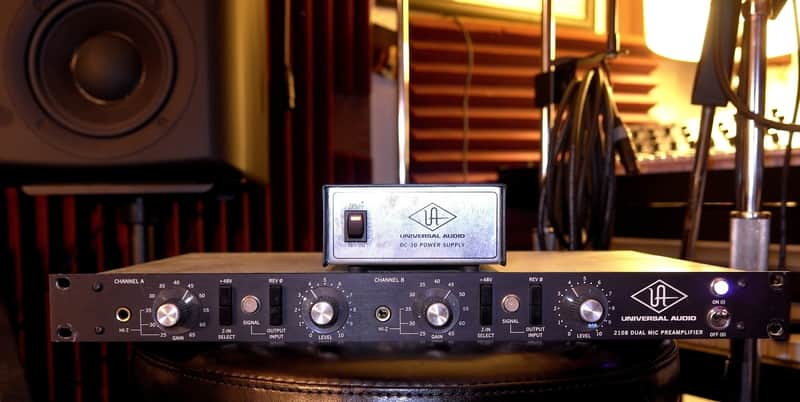 Universal Audio 2108 Dual Pre Amp / Based on legendary vintage 1176 and 1108 image 1