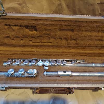 Yamaha YFL-24S Concert Flute, Japan, with case image 1