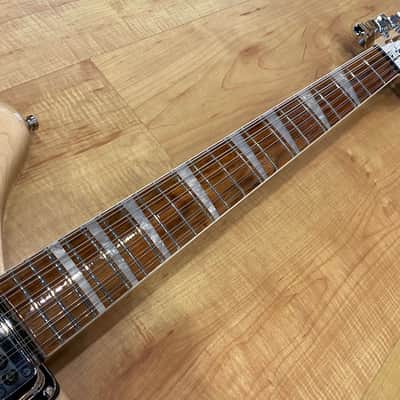Rickenbacker 360/12 12-String Electric Guitar MapleGlo Bild 10