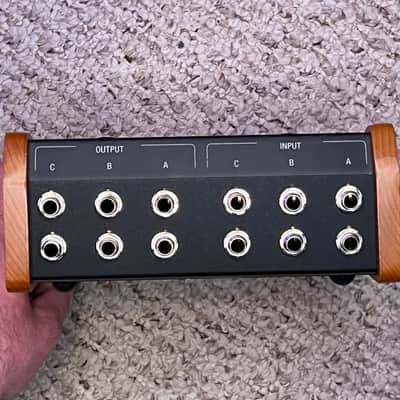 New Old Sound McOne Passive Monitor Controller image 4