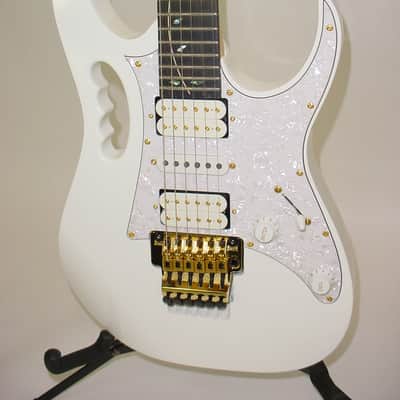 Ibanez Steve Vai Signature Premium JEM7VP Electric Guitar - White w/ Gigbag image 2