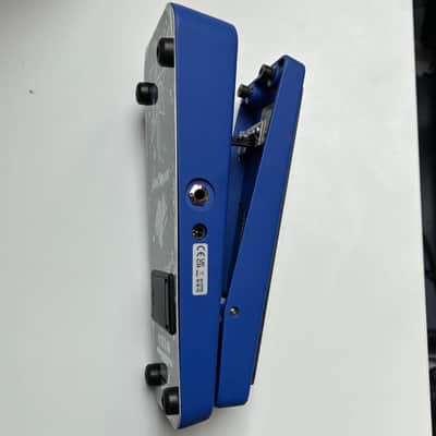 Dunlop AT95 Akira Takasaki Signature Cry Baby Fuzz Wah 2023 - Present - Blue image 2