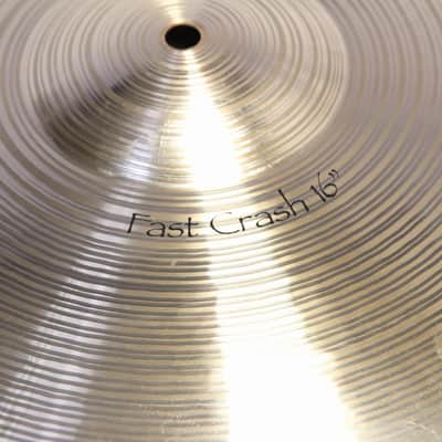 PAISTE SIGNATURE 16-inch FAST CRASH 946g Paiste Crash (08/10) image 3