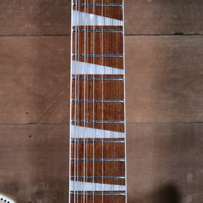 Rickenbacker 660/12 2025 - MapleGlo image 9