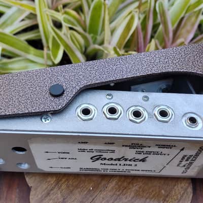 Goodrich LDR2 Optical Volume Pedal +power supply image 2