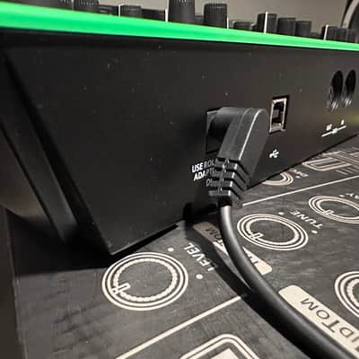 Roland AIRA TR-8 Rhythm Performer Drum Machine 2014 - Present - Black image 8