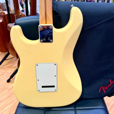 ✨MINT 2018✨ Fender Player Stratocaster HSS~ Buttercream Maple Neck + Gig Bag! image 13