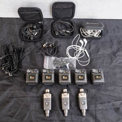 Complete Xvive U4 Wireless In-Ear Monitor System with Headphones and Case image 4
