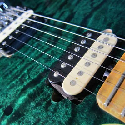 Music Man EVH Signature Model / Green Quilt top image 2