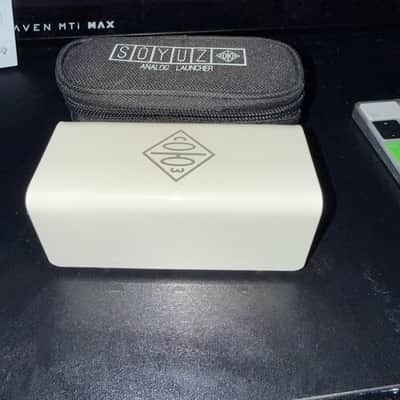Soyuz Microphones The Launcher Inline Mic Preamp / Gain Booster 2019 - Cream image 2