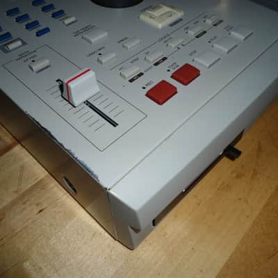 Fully Serviced Akai MPC2000XL w/CF Drive 1GB Card & 32MB RAM image 4