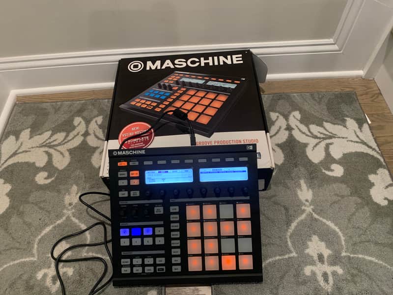 Native Instruments Maschine MK1 MIDI Controller + License ID Transfer & Software image 1