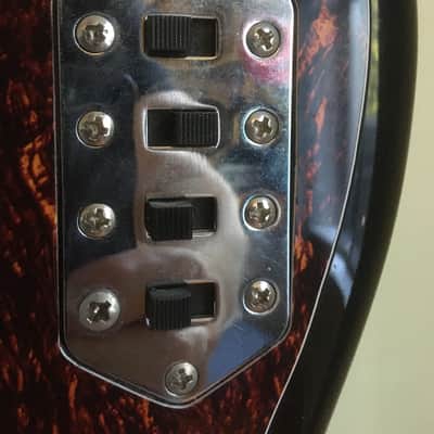 Jaguar w/Three Pickups 6-String Squier Vintage Modified image 7