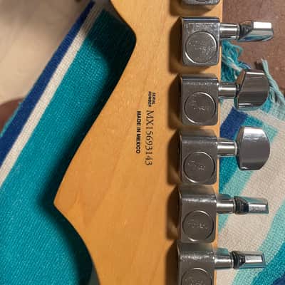 Fender Standard Stratocaster with Maple Fretboard 2006 - 2017 - Arctic White image 6