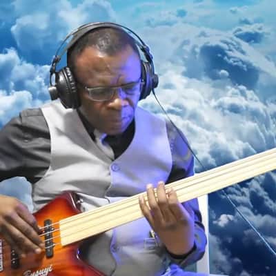 4 Strings Short Scale Set Neck Fretless Bass Busuyi Guitar 2023 Bild 3
