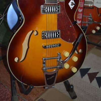 2017-18 Eastwood Airline H74 DXL Semi-Hollowbody in Honeyburst w/ a Bigsby, New Nickel Dunlop Straploks & a Mint Eastwood Hardshell Case ~ Mint ! image 1