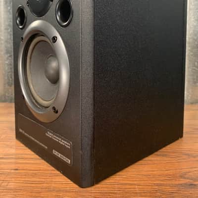 Roland DM-10 Powered Digital Stereo Micro Multi Media Studio Monitors Used image 8