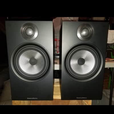 Bowers & Wilkins 606 s2 speakers image 1