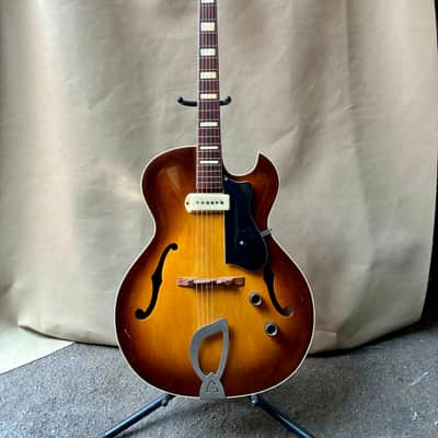 Guild CE-100 Capri with P90s 1958 - Sunburst image 2