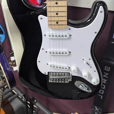 Fender Squier Sonic Stratocaster Electric Guitar – Strat Style – Lightweight – Great Player Polish Ebony black image 1