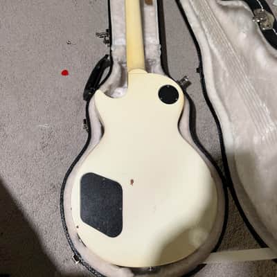 Gibson Les Paul Studio 2016 - Alpine White image 3
