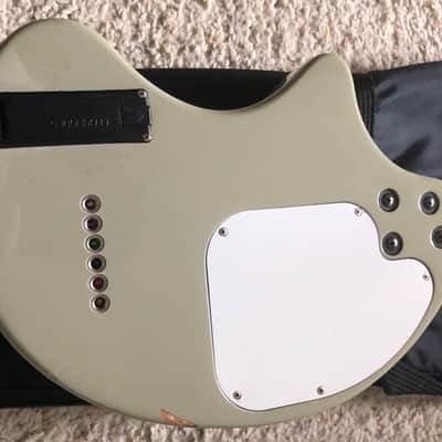 Fernandes  ZO-3 "Nomad" Travel Guitar -*SEE VIDEO*  Built in Amplifier and Speaker with Original Gigbag image 8