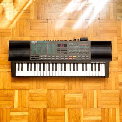 Yamaha VSS-200 sampler sampling keyboard and synth (Japan, 1988) brother to the VSS-30 with power supply!