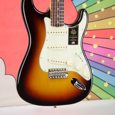 NOS Fender American Vintage II 1961 Stratocaster®, Rosewood Fingerboard, 3-Color Sunburst image 5