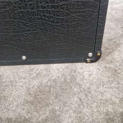Marshall 1960 - Guitar Amplifier Cabinet - 4x12 - Like New image 15
