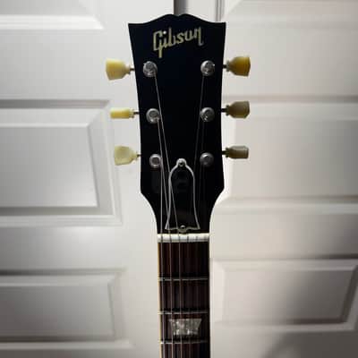 Gibson 1997 Custom Shop Historic Collection '58 Les Paul Standard Reissue with Bigsby - Cherry image 3