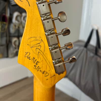 *Rare SIGNED BY John Mayer* Fender John Mayer Stratocaster 2006 - 2014 - Sunburst image 9