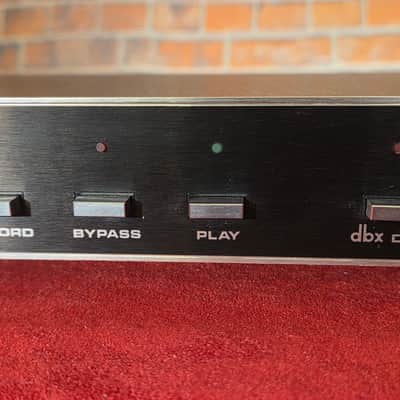 Vintage 1980s dbx 222 Type II Tape Noise Reduction System image 4