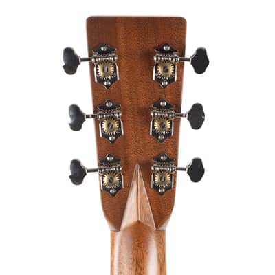 Martin 000-28 Standard Series Acoustic Guitar - Natural image 7