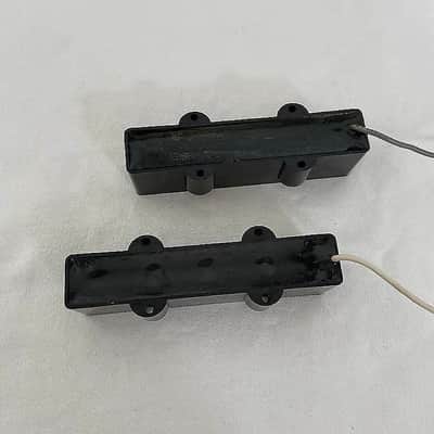 Aria Pro II Closed 4 String Bass Pickups image 10