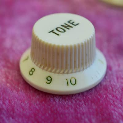 Vintage 1960's Fender Stratocaster Knob Set - Pre-CBS Control Knobs 1963 1964 Volume Tone image 6