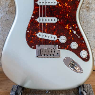 2004 Fender USA American Standard Stratocaster Shoreline Silver Tortoiseshell - Custom Shop pickups image 1