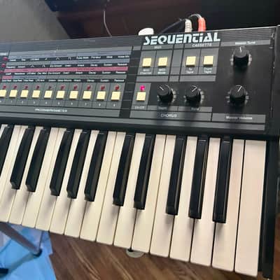 Sequential Multi-Trak 61-Key 6-Voice Polyphonic Synthesizer 1985 - 1987 - Black image 3