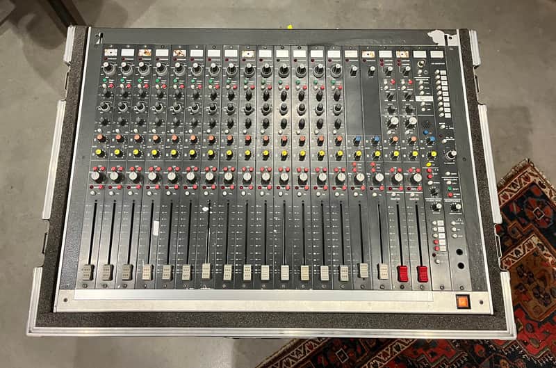 Studer 961 16ch + 2 comp/limiters + 28 line amps image 1