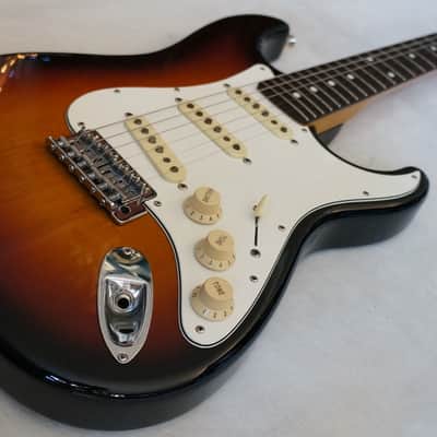 Cool Z Fujigen ZST-M10R Strat 3 Tone SB 24.75" Scale V. Good image 20