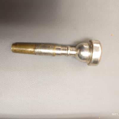 Eastman ETR420 1980s - lacquered brass image 15