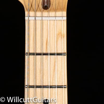 Fender Juanes Stratocaster Maple Fingerboard Luna White (533) image 9