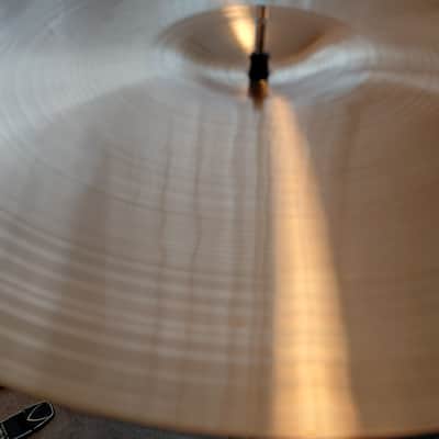 VIDEO! Paiste 2002 17" Crash Nice Shape Why pay $370?? image 10