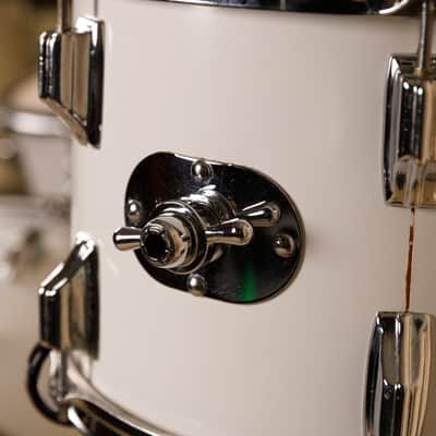 1970s Rogers "New England White" Drum Set 14x22 9x13 16x16 image 10