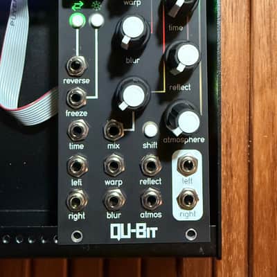 Qu-Bit Electronix Aurora 2022 - Present - Black image 1
