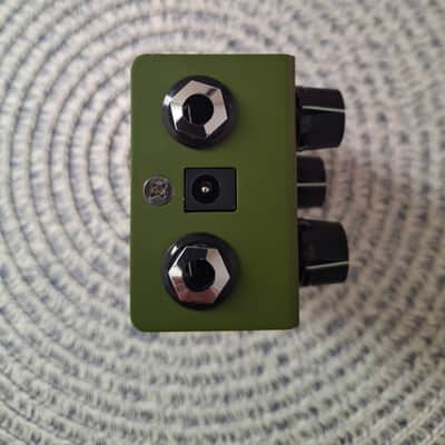 Way Huge WM42 Smalls Russian Pickle Fuzz MkIII 2018 - 2021 - Green image 5