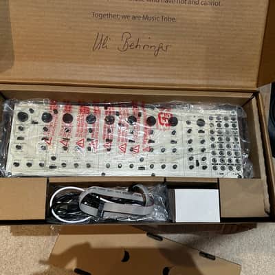 Behringer 2-XM Polyphonic Analog Synthesizer 2025 - Cream image 8