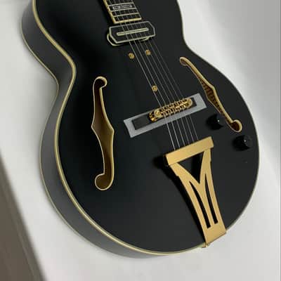 Ibanez PM3C Pat Metheny Signature Hollowbody Electric Guitar Black Low Gloss + Hardshell Case B-Stock image 6