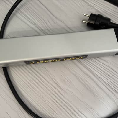 Silent Wire Silent Socket 4 Power Strip 1.5m Filter / Power Distribution Block image 4