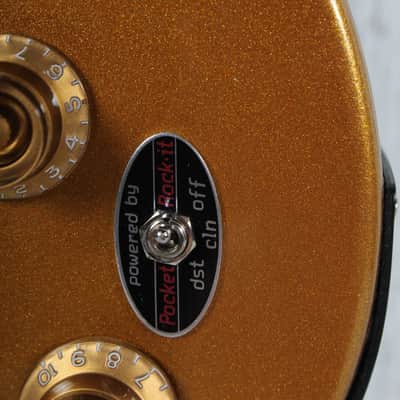 Traveler Guitar Escape EG-1 Electric Guitar Vintage Gold with Gig Bag image 6