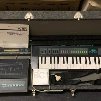 Yamaha DX7, KX5, TX7, RX5 vintage collection